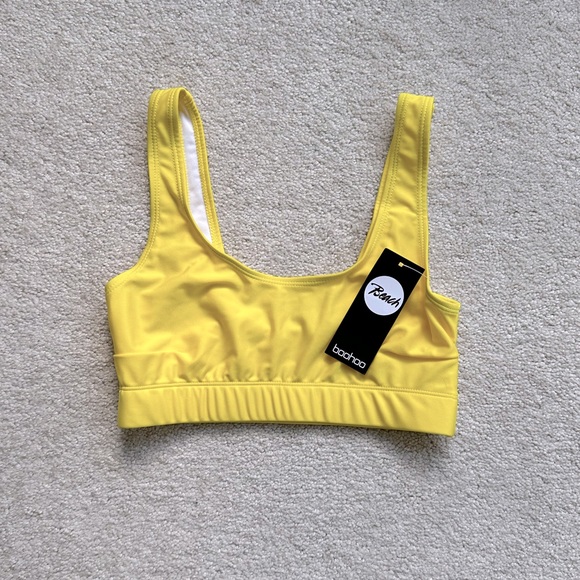 Boohoo Other - NWT Boohoo Crop Bikini Top